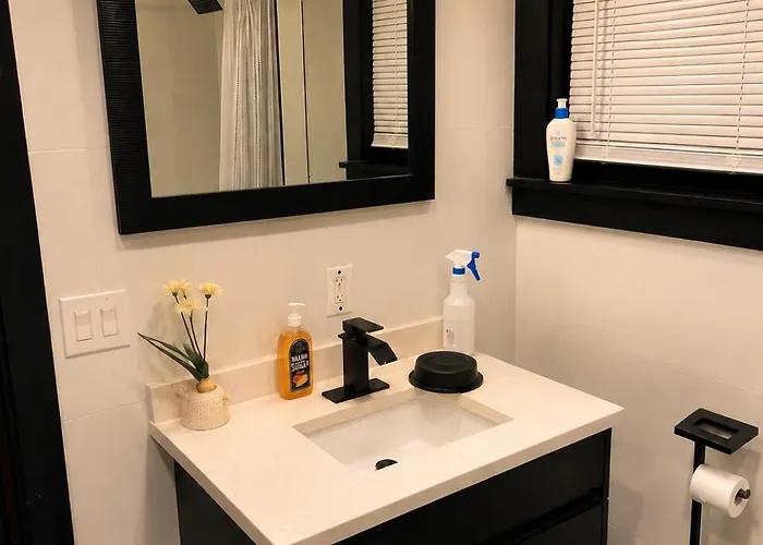 Modern Professionals And Business Travelers Apartment Columbus