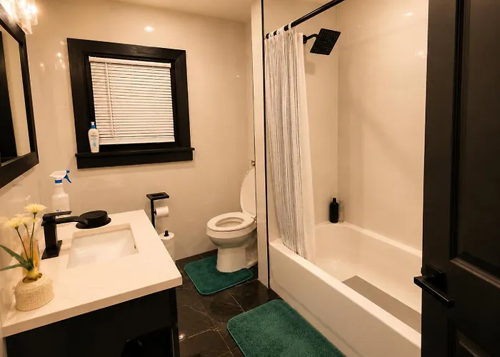 Apartment Modern Professionals And Business Travelers Columbus